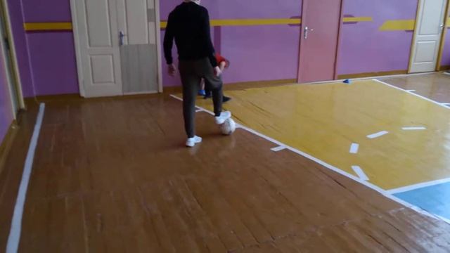 ФУТБОЛ. 11. СЛОМАЛ ШТАНГУ.