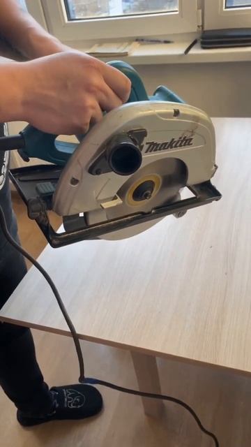 Работа дисковой пилы_1 смотреть онлайн