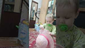 Мира и модный показ шляп😁😄