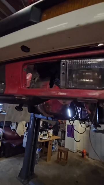 Усиление лонжеронов на BMW E30 смотреть онлайн