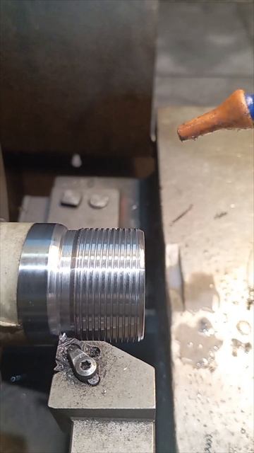 @нарезка резцом,резьба левая по металу, ай йа йай упала смотреть онлайн