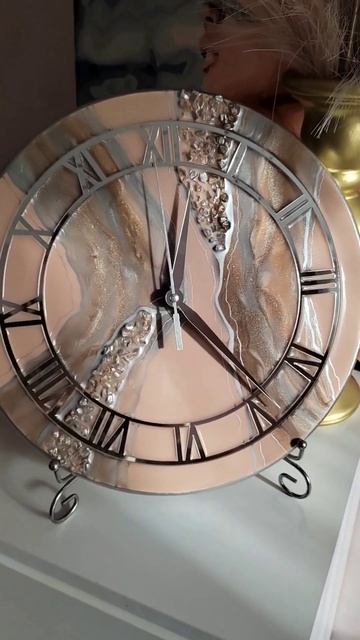 Часы из эпоксидной смолы 30 см в наличии! #эпоксиднаясм? смотреть онлайн