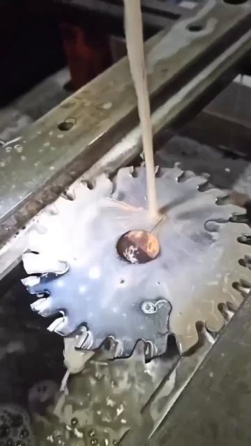 Расточка посадочного отверстия на электроэрозионном смотреть онлайн