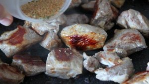 Шашлык на сковороде