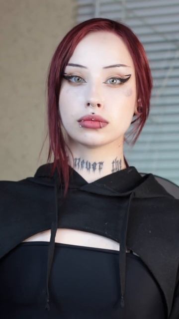 Открываю бренд 🍓 #брендодежды #бизнесснуля #творчест? смотреть онлайн