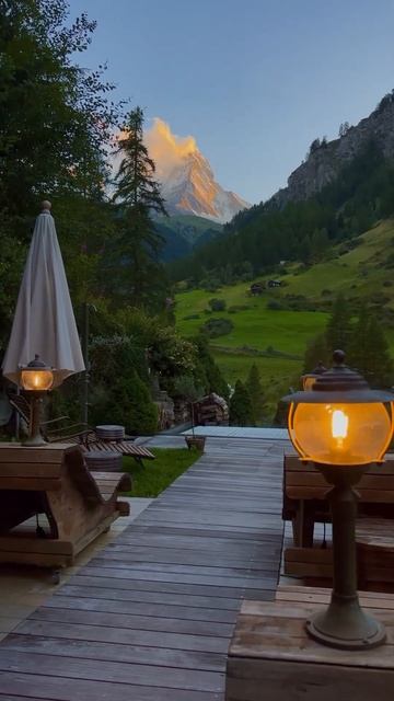 Домик в горах со своей террасой смотреть онлайн