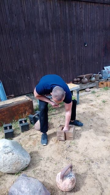 ДВА "КИРПИЧА" ПО 25 КГ - НА ХВАТ! СЕРЁГА!ТЯГА ГИРЬ-КИРПИЧЕ смотреть онлайн