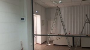Стена- перегородка из профлиста за один день.