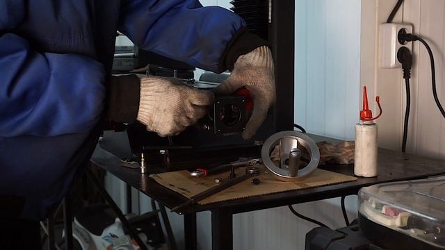 Автоподача на фрезерный станок на 3D принтере. смотреть онлайн