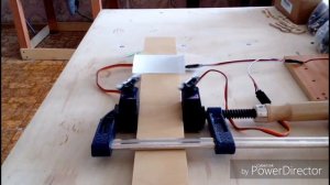 Тест сервопривода MG996R.