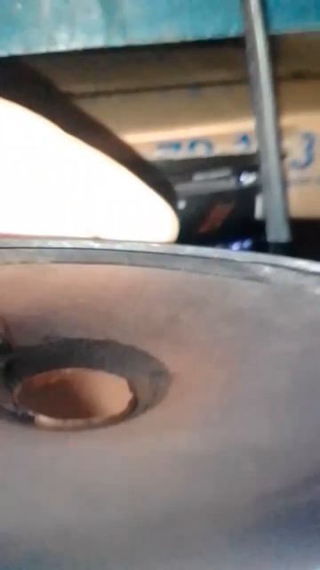 Басс тест динамика От радио #speaker #subwoofer #bass #music смотреть онлайн