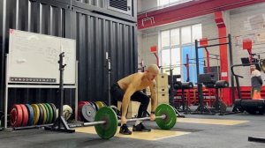 Взятие штанги с пола в стойку | Демонстрация