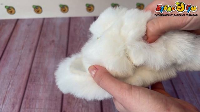 Тапочки Barbaris меховые с декором брошь белые смотреть онлайн