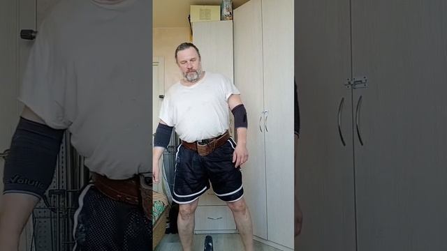 Гиря 88кг. Тяга в наклоне одной рукой поочерёдно на 16 по смотреть онлайн