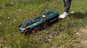 Аккумуляторная газонокосилка Favourite OBS 21 WET на неровном