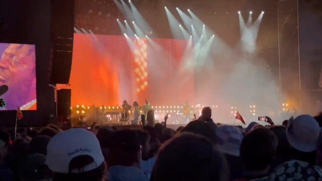 Фестиваль Down the rabbit hole: The last dinner party, Michael Kiwanuka, Aurora, The beach смотреть онлайн