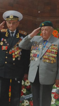 Олег Бодров - Месяц май