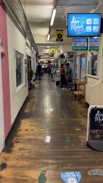 АНГЛИЯ ЛОНДОН УЗБЕКСКАЯ И РУССКАЯ КУХНЯ В ЦЕНТРЕ ГОРОДА НЕБОЛЬШОЕ ЗАВЕДЕНИЕ UZBEK CORNER смотреть онлайн