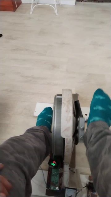 велотренажёр генератор 😁 смотреть онлайн