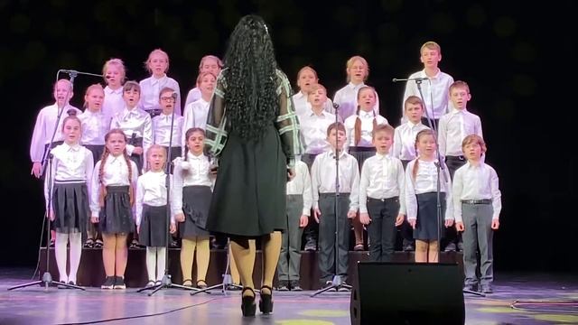 «Шёл домой солдат», исп. Хор «Фантазёры», рук. В.А. Субаш, ДМШ им. Н.Н. Калинина, смотреть онлайн