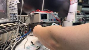 Распаковка паяльной станции Aifen A-9 и сравниваем с Ksger C2