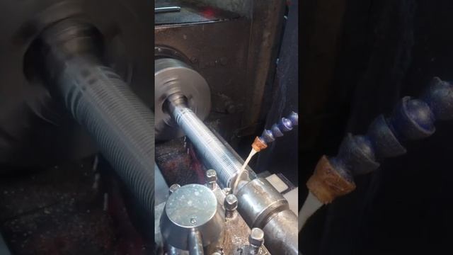 Нарезаем резьбу М56 шаг 4 на токарном станке