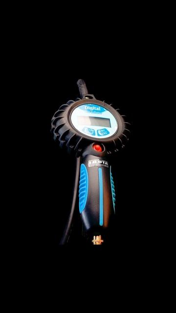 Пневмоподкачка шин Licota PAP-D066 с цифровым манометром смотреть онлайн