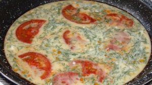 Омлет с помидорами и адыгейским сыром