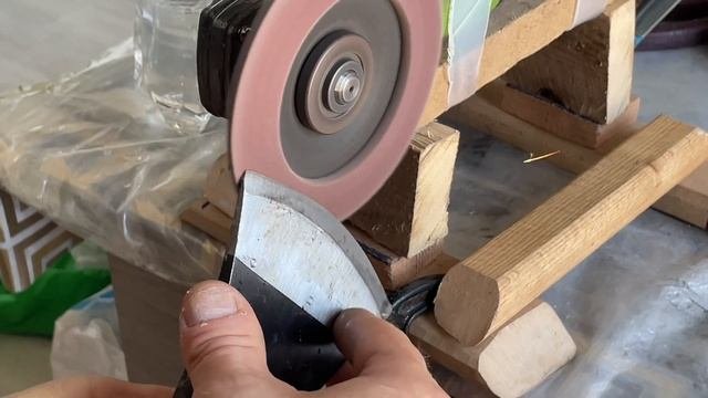 ЗАТОЧКА ТОПОРА БОЛГАРКОЙ #заточка #топор #сделайсам