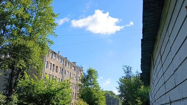 2024.07.10. Погода Петербург. 08:00. +19°. Жарко. День племянник? смотреть онлайн