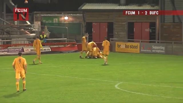 Гол, забитый головой с середины поля. смотреть онлайн