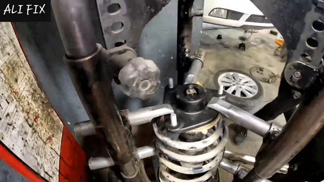 замена переднего амортизатора - крепление стойки ... kia смотреть онлайн