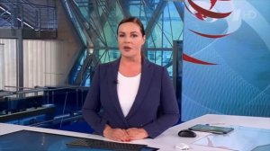 Екатерина Андреева упала в прямом эфире. Подпилили но?