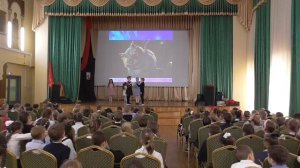 Алиса в Зазеркалье