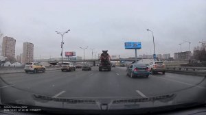 Видеорегистратор Digma Free Drive 940W разрешение 2К