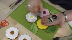 Имбирный пряник - Цветы из пряника - Роспись пряника в виде цветка "Гербер" - Работа с айсингом