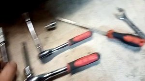 Как снять заднюю подушку двигателя Harley Davidson Dyna Wide Glide 20