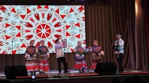 Веселая . шуточная  песня " Танцевала карапет, порвала ?