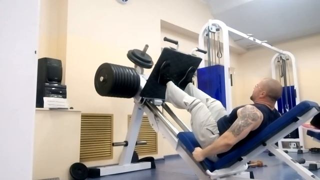 Жим ногами 400кг смотреть онлайн