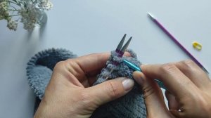 Подушка спицами из Alize Softy Plus (очень простая в исполнен?