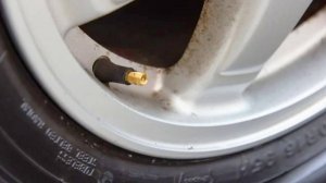 Это должен знать каждый автомобилист. Колеса перестанут спускать