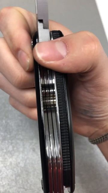 Мультитул Richardson смотреть онлайн