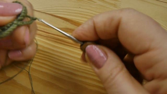 НЕжный джемпер с обьемными цветами смотреть онлайн