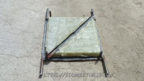 Формы из стеклопластика для производства квадратной ?