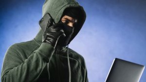 Мошенники! Как телефонные Мошенники пытаются обмануть пенсионеров.