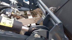 Фронтальний погрузчик на МТЗ 1221 (КУН)