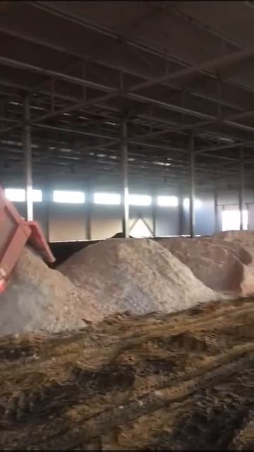 Песок выгрузка. смотреть онлайн