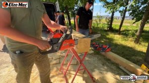 Бензопила Oleo-Mac GS 451 с шиной 18" в работе