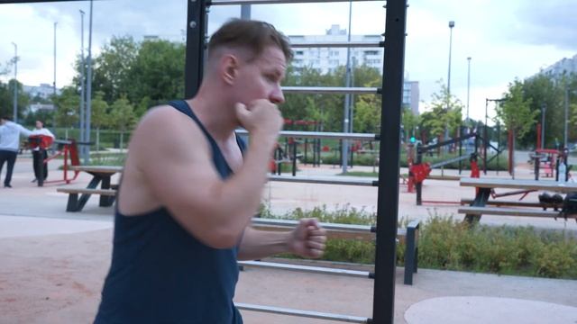 Новая техника удара рукой снизу - New hand uppercut technique