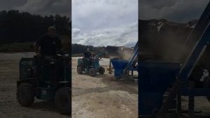 Мобильная самозагружающаяся бетономешалка JZC 500 л